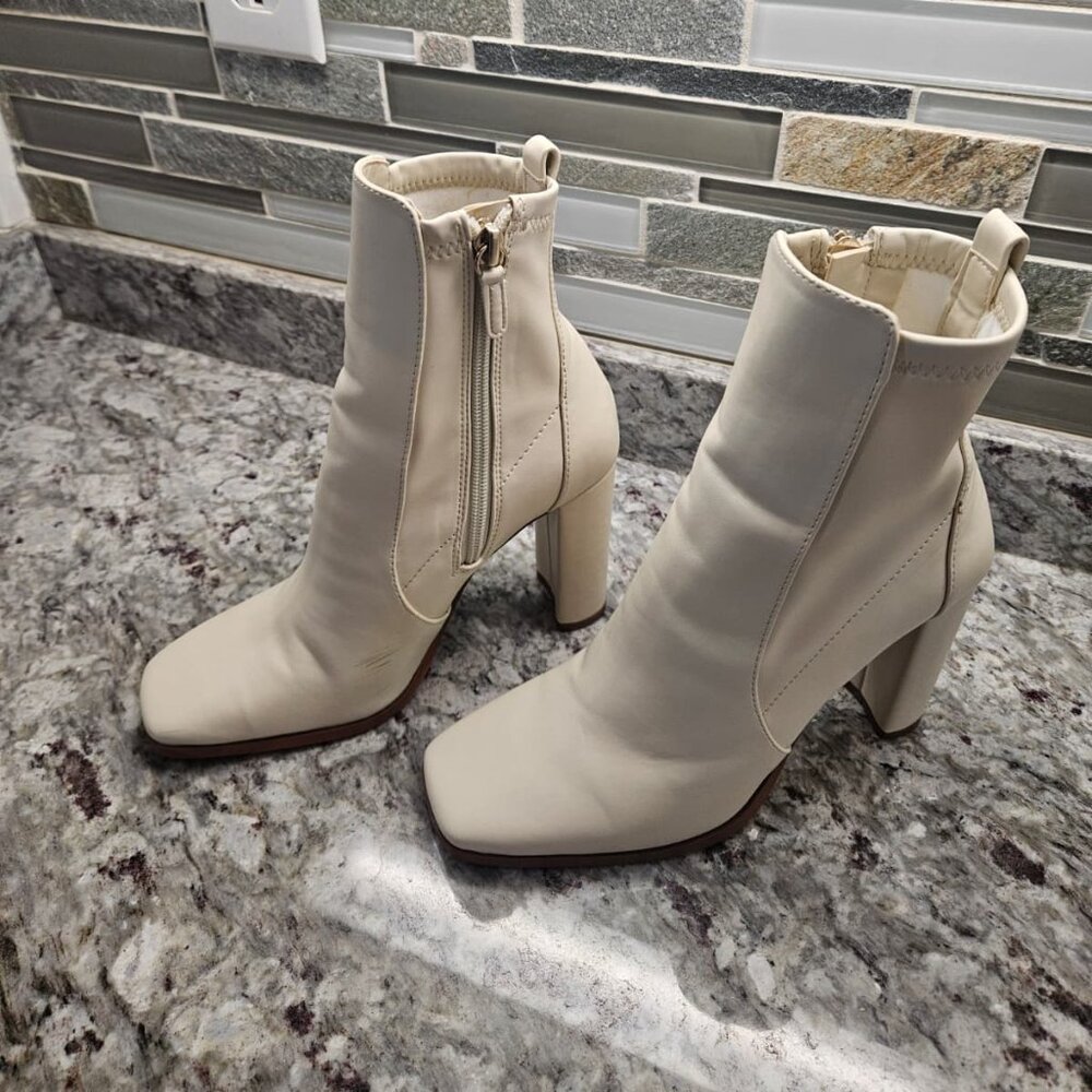 ALDO Audrella Women’s Heeled Ankle Boots White Size 6.5